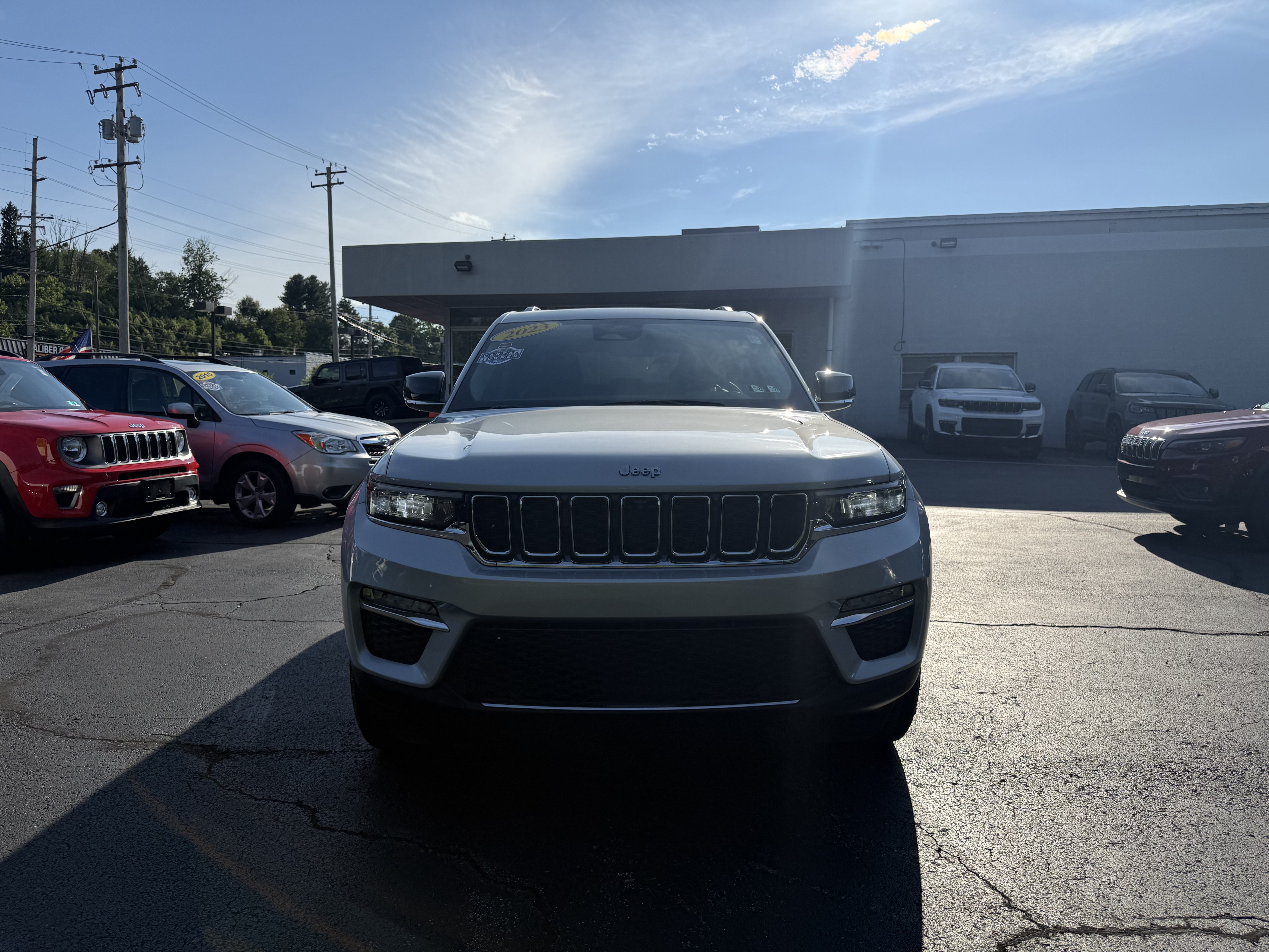 jeep grand cherokee 2023 1C4RJYB68PC664625 image jeep grand cherokee 2023 1C4RJYB68PC664625 image